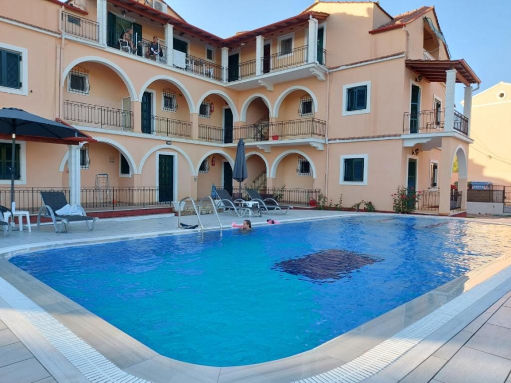 Elizabeth Apartments Ахараві Екстер'єр фото